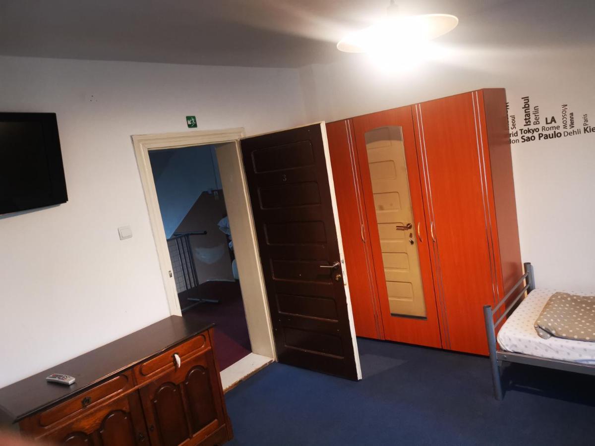 Enjoy Hostel Kolozsvár Kültér fotó